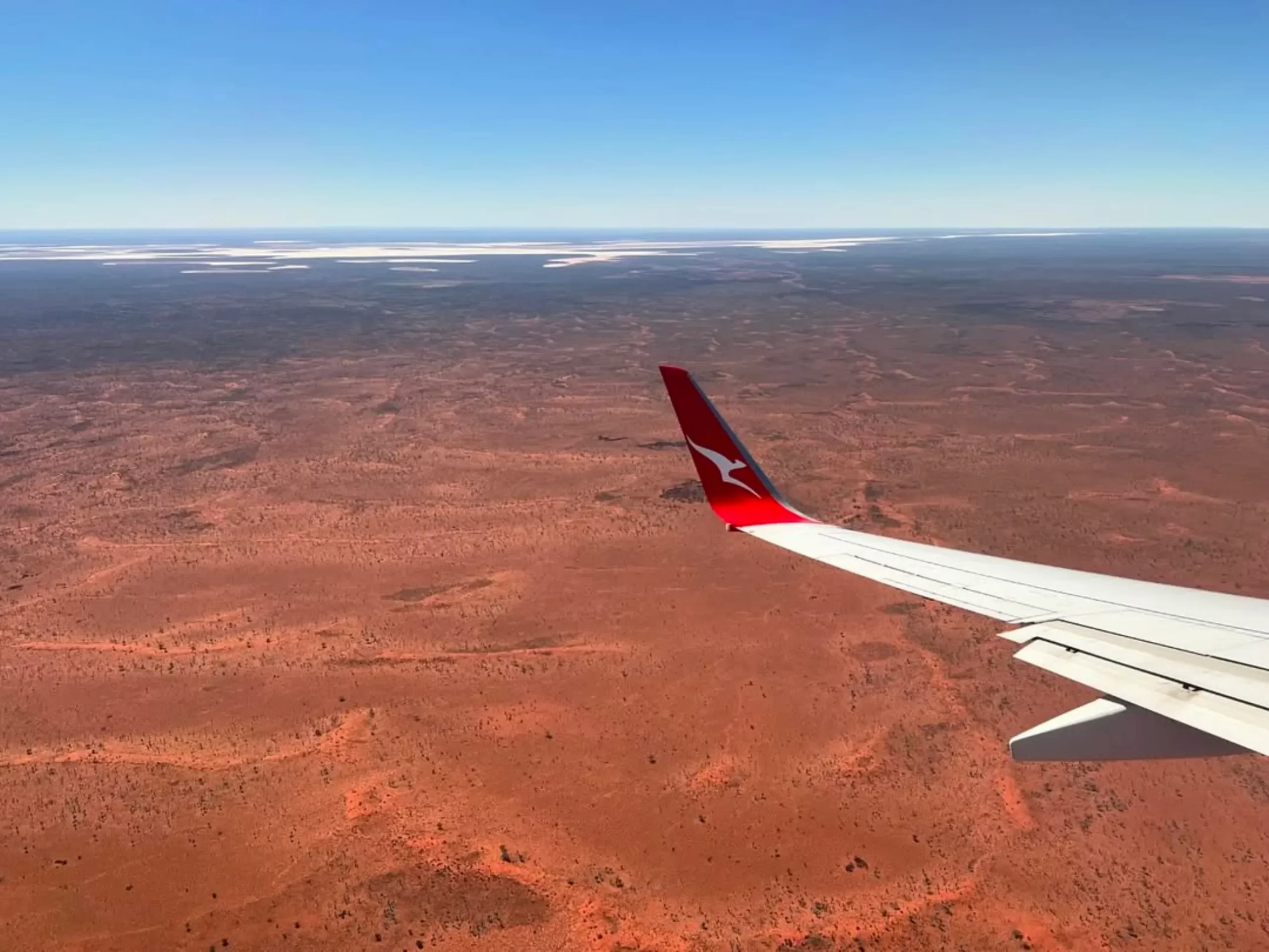 charter flights, Uluru