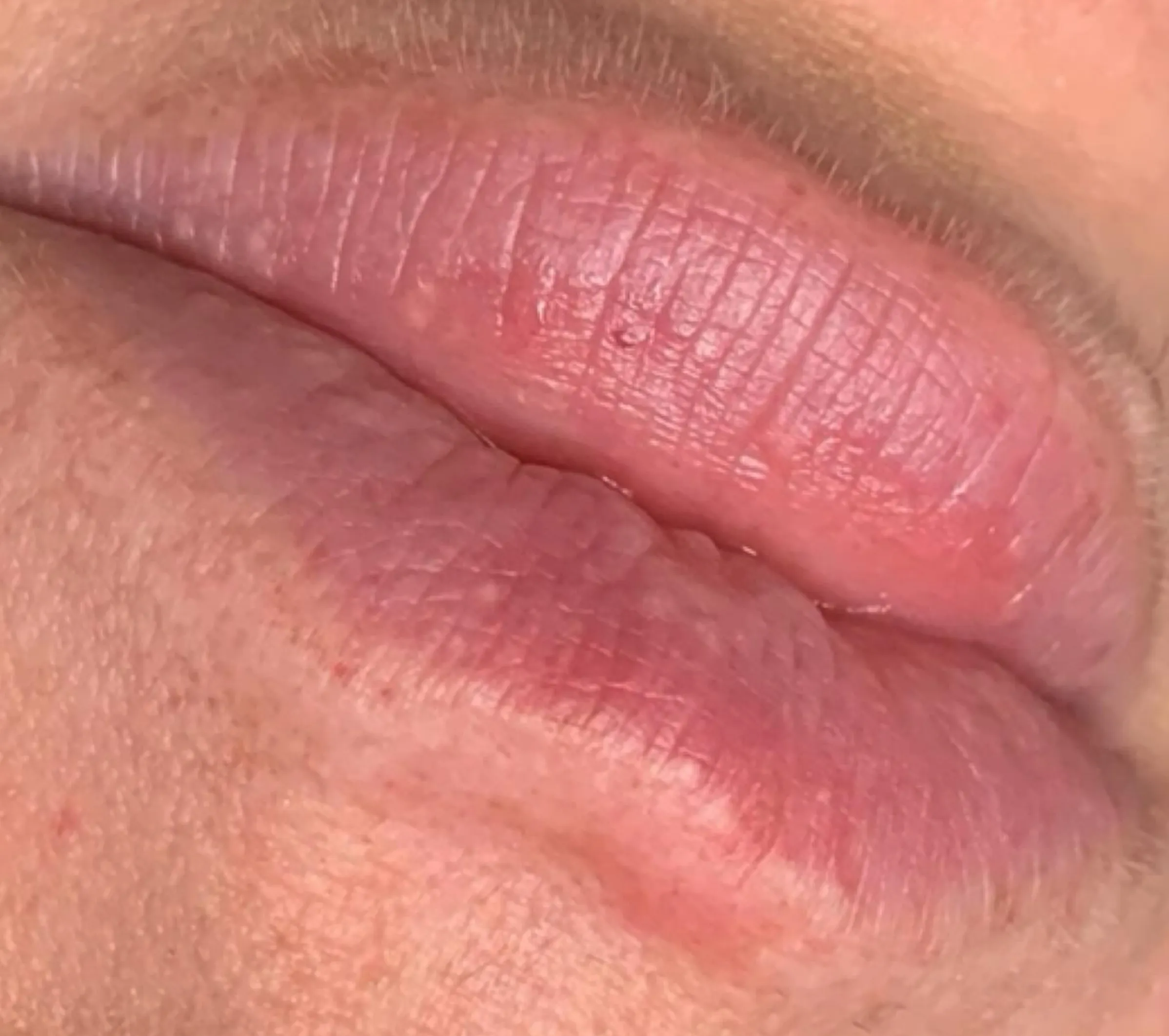 choosing lip pigment